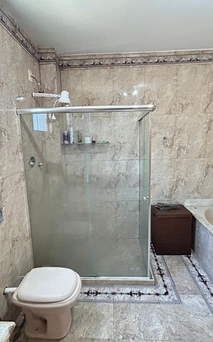 Casa à venda com 210m², 3 quartos e sem vagaBanheiro Social