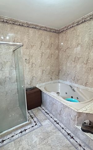 Casa à venda com 210m², 3 quartos e sem vagaBanheiro Social