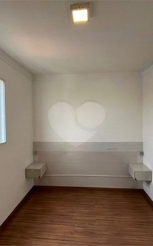 Apartamento à venda com 57m², 2 quartos e 1 vaga