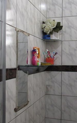 Casa à venda com 100m², 3 quartos e 1 vagaBanheiro 2