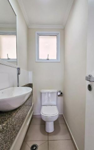Apartamento à venda com 132m², 3 quartos e 2 vagas Apartamento à venda com 132m², 3 quartos e 2 vagasBanheiro