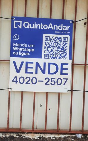 Casa à venda com 413m², 2 quartos e 4 vagasPlaquinha
