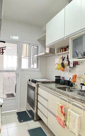 Apartamento à venda com 63m², 2 quartos e 2 vagas Apartamento à venda com 63m², 2 quartos e 2 vagasCozinha