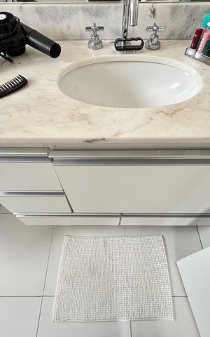 Apartamento à venda com 63m², 2 quartos e 2 vagas Apartamento à venda com 63m², 2 quartos e 2 vagasBanheiro da Suíte