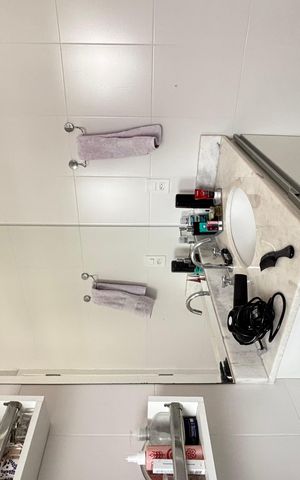 Apartamento à venda com 63m², 2 quartos e 2 vagas Apartamento à venda com 63m², 2 quartos e 2 vagasBanheiro da Suíte