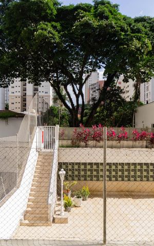 Apartamento à venda com 118m², 2 quartos e 1 vaga Apartamento à venda com 118m², 2 quartos e 1 vagaVista da Suíte