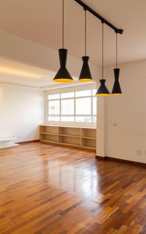Apartamento à venda com 118m², 2 quartos e 1 vaga Apartamento à venda com 118m², 2 quartos e 1 vagaSala