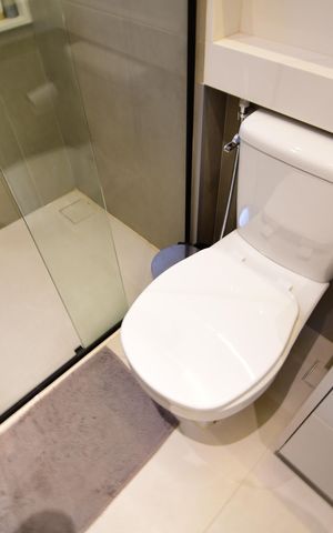 Casa de condomínio à venda com 145m², 3 quartos e 2 vagasBanheiro Suíte