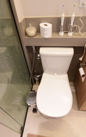 Casa de condomínio à venda com 145m², 3 quartos e 2 vagasBanheiro Suíte