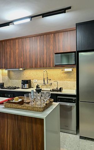Apartamento à venda com 210m², 3 quartos e 2 vagasCozinha