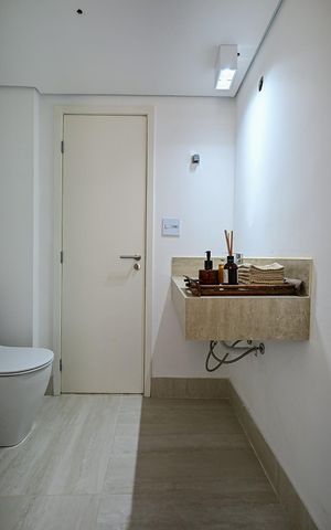 Apartamento à venda com 210m², 3 quartos e 2 vagasBanheiro Suíte 2