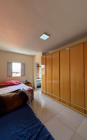 Casa à venda com 300m², 5 quartos e 2 vagasCasa 2 - Suite 2