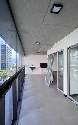Apartamento para alugar com 98m², 3 quartos e 1 vaga Apartamento para alugar com 98m², 3 quartos e 1 vagaVaranda