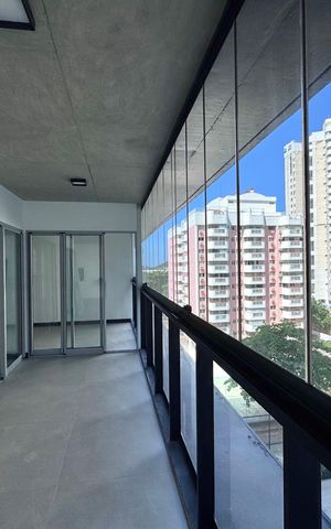 Apartamento para alugar com 98m², 3 quartos e 1 vaga Apartamento para alugar com 98m², 3 quartos e 1 vagaVaranda