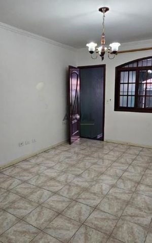 Casa à venda com 115m², 2 quartos e 2 vagas