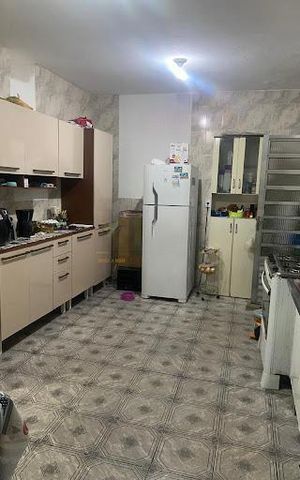 Casa à venda com 109m², 2 quartos e 2 vagas
