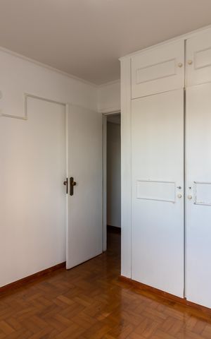 Apartamento à venda com 74m², 2 quartos e 1 vaga Apartamento à venda com 74m², 2 quartos e 1 vagaSuíte