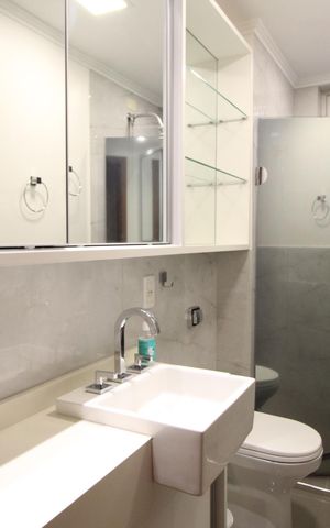 Apartamento à venda com 85m², 2 quartos e 1 vagaBanheiro da Suíte 1