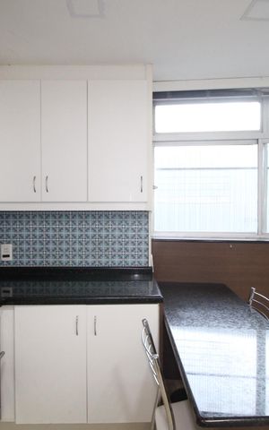 Apartamento à venda com 85m², 2 quartos e 1 vagaCozinha