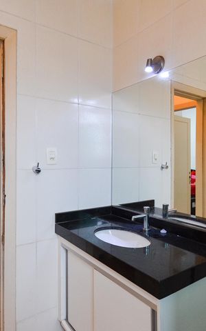Apartamento à venda com 96m², 2 quartos e sem vaga Apartamento à venda com 96m², 2 quartos e sem vagaBanheiro Social