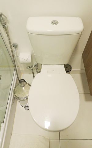 Studio à venda com 45m², 0 quarto e sem vaga Studio à venda com 45m², 0 quarto e sem vagaBanheiro