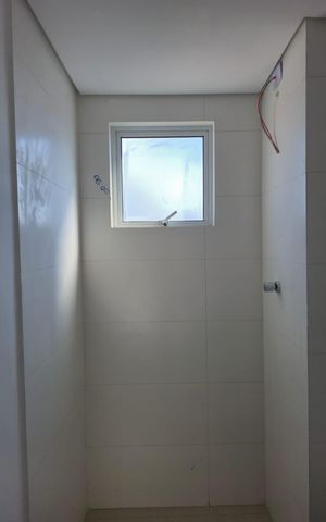Apartamento à venda com 46m², 2 quartos e 1 vaga Apartamento à venda com 46m², 2 quartos e 1 vagaBanheiro Social