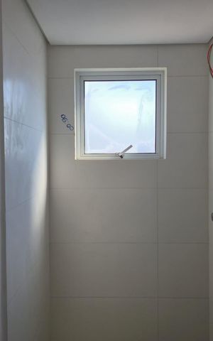 Apartamento à venda com 46m², 2 quartos e 1 vaga Apartamento à venda com 46m², 2 quartos e 1 vagaBanheiro Social