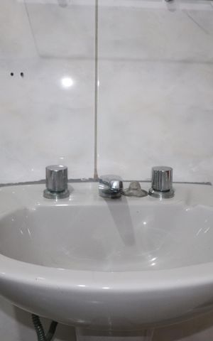 Apartamento à venda com 200m², 2 quartos e 2 vagasBanheiro 2