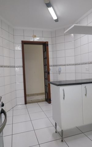 Apartamento à venda com 200m², 2 quartos e 2 vagasCozinha