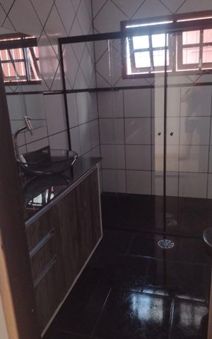 Casa à venda com 140m², 2 quartos e 3 vagas Casa à venda com 140m², 2 quartos e 3 vagasBanheiro