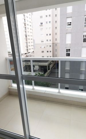 Apartamento à venda com 46m², 2 quartos e 2 vagasSala - Sacada