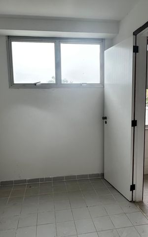 Apartamento à venda com 113m², 3 quartos e 2 vagas Apartamento à venda com 113m², 3 quartos e 2 vagasQuarto de Serviço
