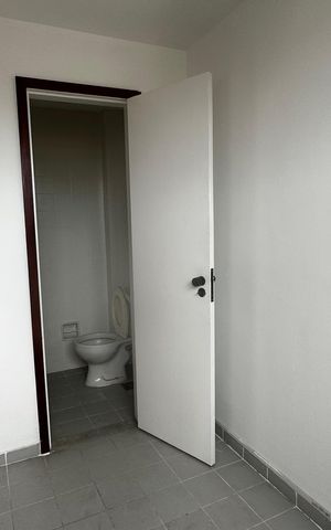 Apartamento à venda com 113m², 3 quartos e 2 vagas Apartamento à venda com 113m², 3 quartos e 2 vagasQuarto de Serviço