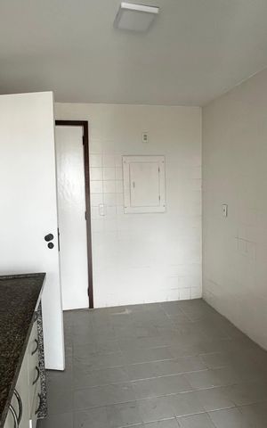 Apartamento à venda com 113m², 3 quartos e 2 vagas Apartamento à venda com 113m², 3 quartos e 2 vagasCozinha