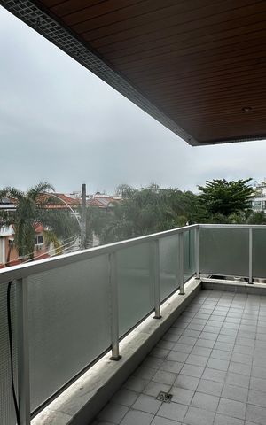 Apartamento à venda com 113m², 3 quartos e 2 vagas Apartamento à venda com 113m², 3 quartos e 2 vagasVaranda