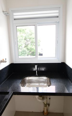 Apartamento à venda com 60m², 2 quartos e 2 vagasCozinha