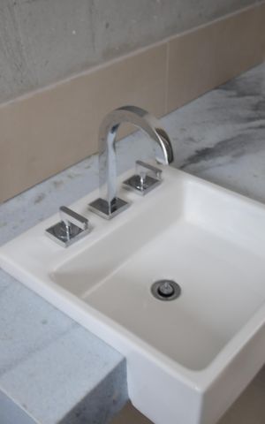 Apartamento à venda com 60m², 2 quartos e 2 vagasBanheiro Suíte