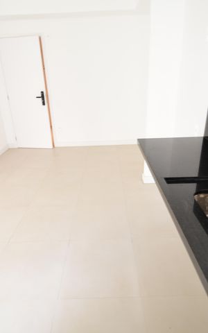 Apartamento à venda com 60m², 2 quartos e 2 vagasCozinha