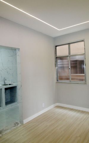 Apartamento à venda com 70m², 2 quartos e sem vagaSala