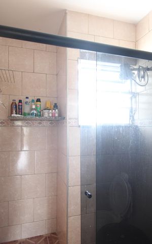 Casa à venda com 100m², 2 quartos e 1 vagaBanheiro social