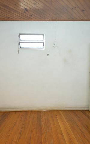 Casa à venda com 270m², 3 quartos e 3 vagas Casa à venda com 270m², 3 quartos e 3 vagasQuarto 1