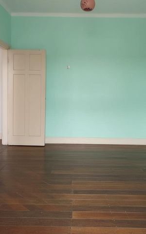 Casa para alugar com 200m², 5 quartos e sem vaga Casa para alugar com 200m², 5 quartos e sem vagaQuarto