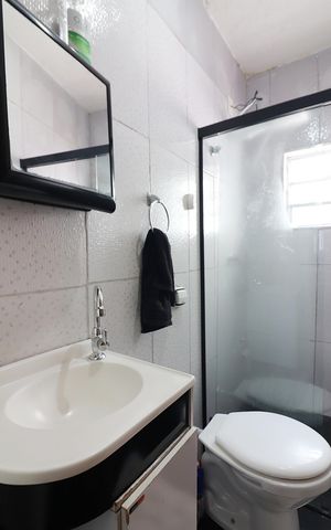 Casa à venda com 253m², 4 quartos e 1 vagaBanheiro Social edícula 