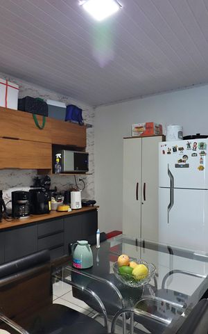 Casa à venda com 253m², 4 quartos e 1 vagaCozinha 