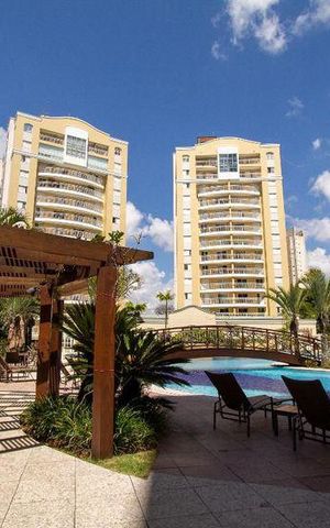 Apartamento à venda com 224m², 4 quartos e 3 vagas
