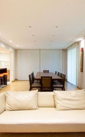 Apartamento à venda com 224m², 4 quartos e 3 vagas