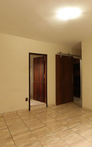 Casa à venda com 391m², 4 quartos e 3 vagasSuíte