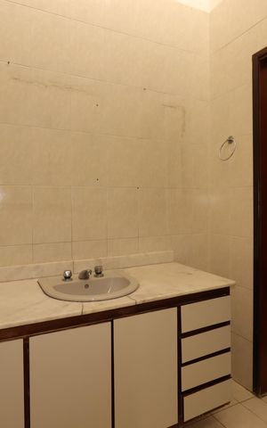 Casa à venda com 391m², 4 quartos e 3 vagasBanheiro Social