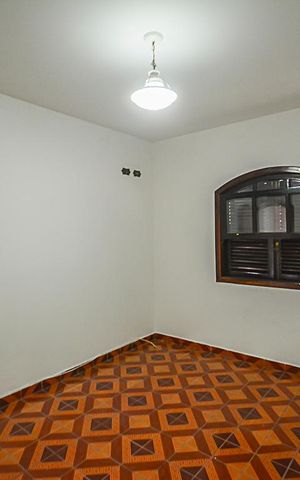 Casa à venda com 195m², 3 quartos e 5 vagas Casa à venda com 195m², 3 quartos e 5 vagasQuarto 2