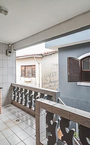 Casa à venda com 195m², 3 quartos e 5 vagas Casa à venda com 195m², 3 quartos e 5 vagasChurrasqueira